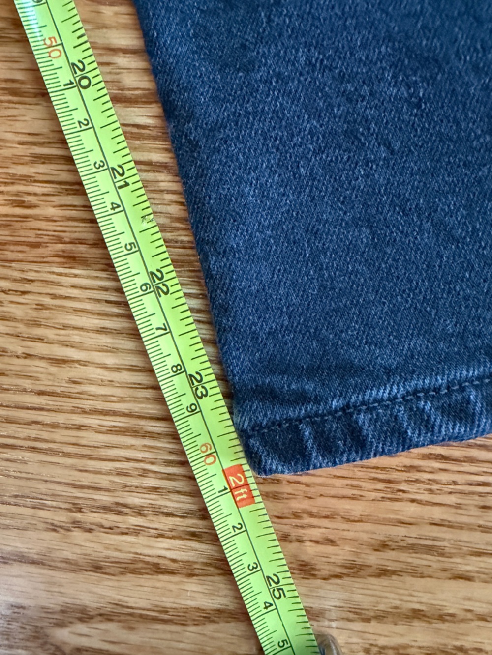 Agolde Riley High Rise Straight Crop (Stretch)
IN PANORAMIC Color Sz 27 - Picture 12 of 14
